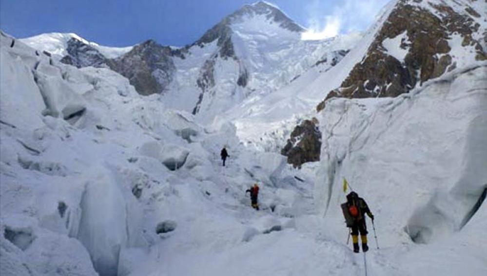 Rescatan a alpinista alemán gracias a mensaje de texto