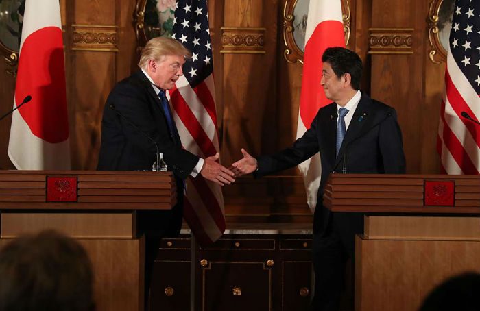 EU y Japón pactan aplicar máxima presión sobre Norcorea