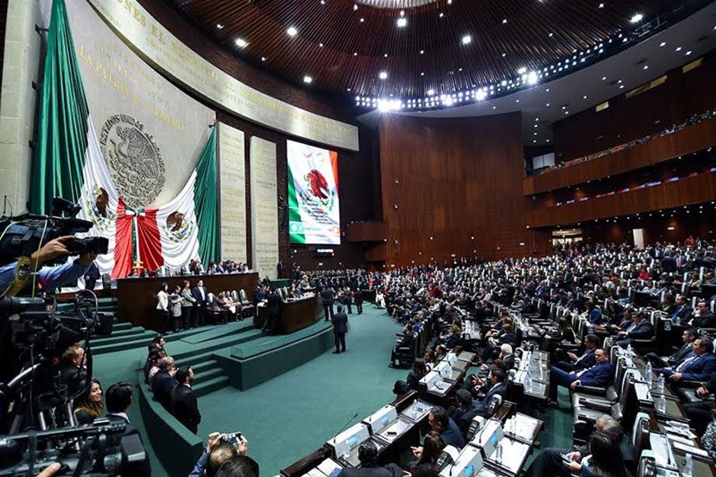 Cámara de Diputados suspende sesión de este martes por bloqueo de la CNTE