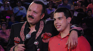 Pepe Aguilar feliz por sentencia a su hijo