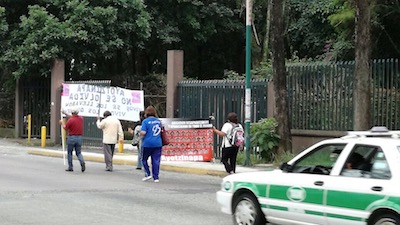 Recuerdan a los 43 normalistas desparecidos de Ayotzinapa
