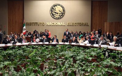 Ampliación del plazo para recolección de firmas para independientes es ilegal: PRD y Morena