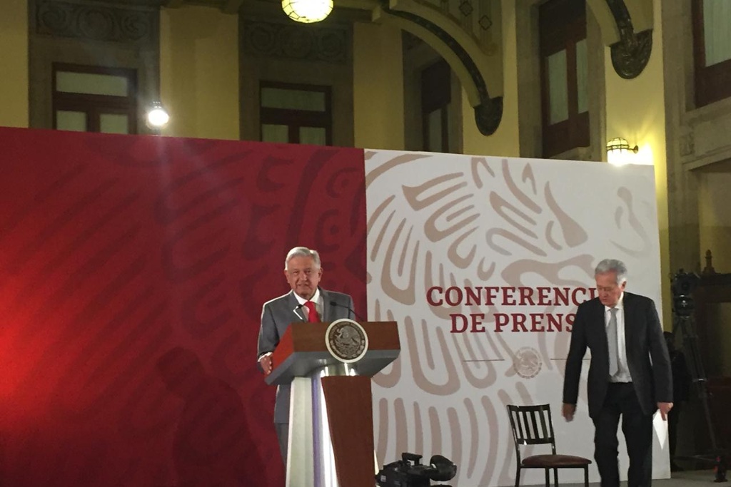 Pagamos más en México por la energía eléctrica que en EU: López Obrador