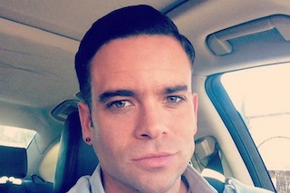 Hallan muerto a actor de la serie “Glee”