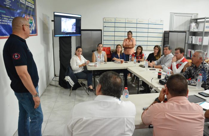 Exhortan a la ciudadanía a no tirar la basura en calles de Veracruz puerto