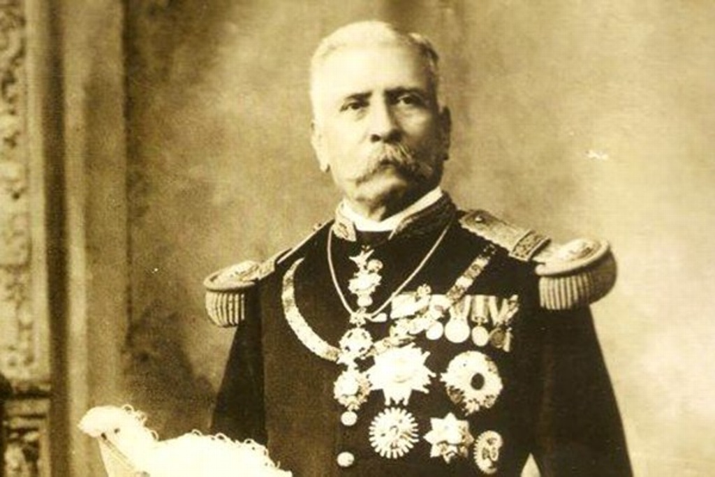 Estatua de Porfirio Díaz debe ser colocada en Veracruz no en Medellín: Cronista