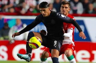 Todavía hay cosas por mejorar: Alan Pulido