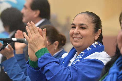 Solicita ONG y comunidad a rectora de UV que disminuya sus compensaciones