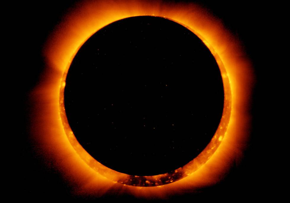 Niega gobierno de Nuevo León suspensión de clases por eclipse