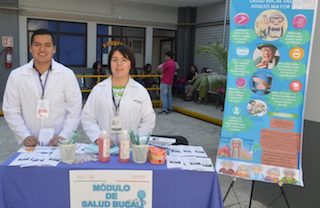 Realiza el ISSSTE feria de la salud en Xalapa