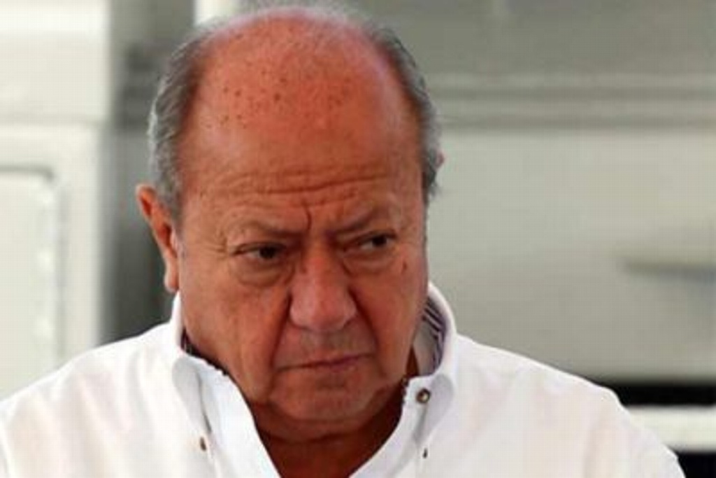 Congela juez orden de aprehensión contra Carlos Romero Deschamps