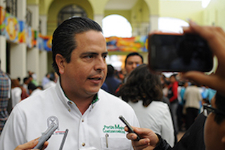 Exigen al alcalde de Coatza hacerse cargo de los daños del Túnel Sumergido