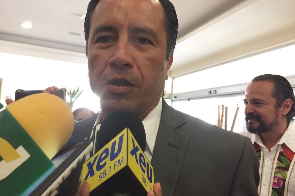 Por austeridad no habrá oficina de Atención a Migrantes en Veracruz, Cuitláhuac García