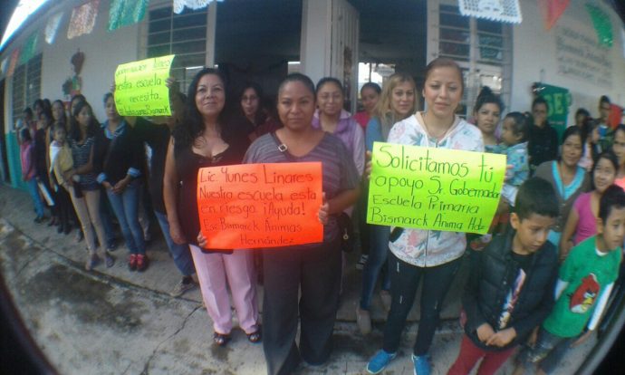Primaria ‘Bismarck Ánimas’ de Xalapa a punto de desplomarse