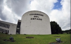 Polémica suspensión de la sesión del Congreso: ¿por condolencias o por la boda?