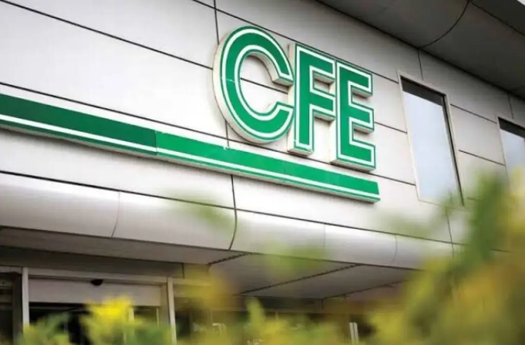 CFE coloca bono inaugural a 15 años por 725 millones de dólares