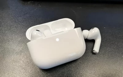 Apple equipa sus AirPods con traducción en inglés, español, portugués, francés y alemán