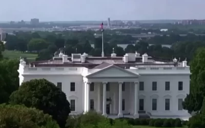 Habrá despidos inminentes por el cierre de gobierno: Casa Blanca
