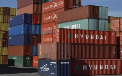 EU suspende por un año restricciones a exportaciones para empresas chinas