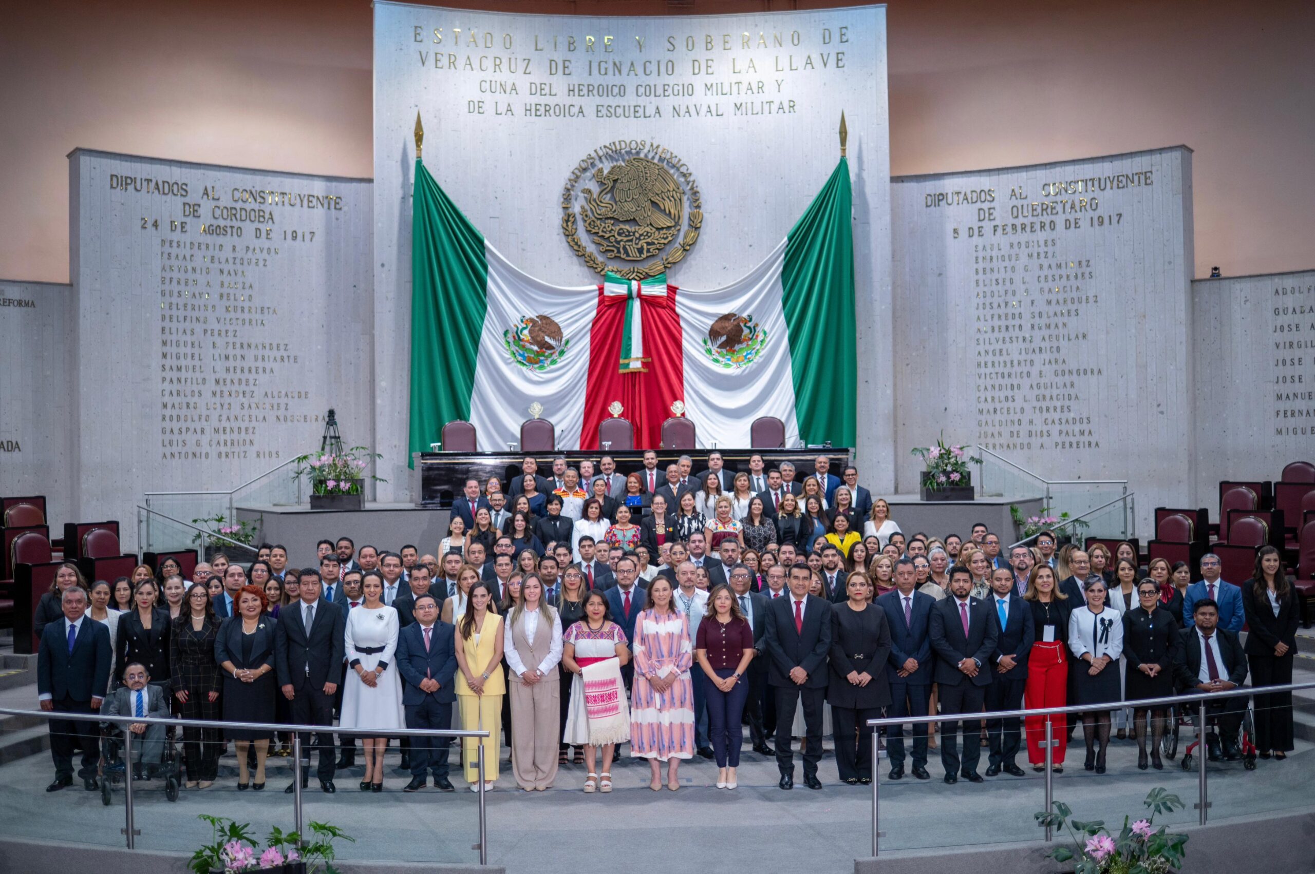 Congreso toma inédita protesta de ley a integrantes del Poder Judicial electos por voto popular