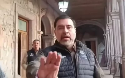 Seguridad Pública de Michoacán impide a periodista grabar agresiones (+Video)