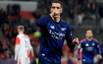 Arsenal se impone de visita y lidera en la Champions League