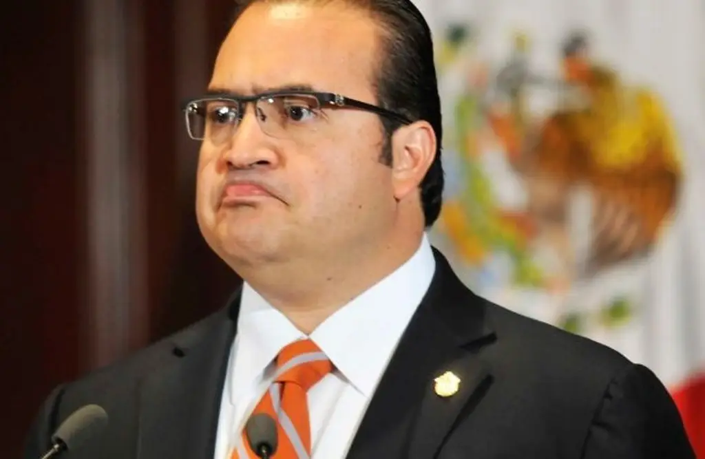 Se queda Javier Duarte en la cárcel; aplazan veredicto hasta el viernes