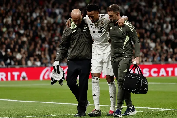 Militao sufre dura lesión y causa baja del Real Madrid por varios meses