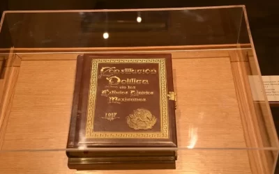 La Carta Magna: pilar del país y el instrumento más modificado del poder