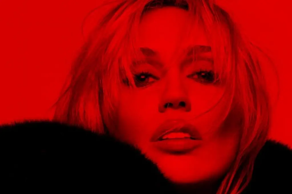 Famosa cantante estadounidense se quita el apellido y pide a seguidores esto