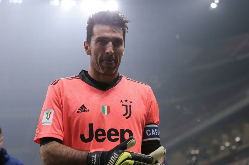 Buffon sería compañero del ‘Chucky’ en el Napoli